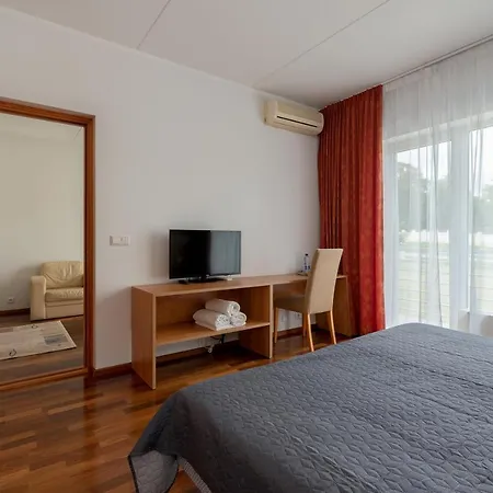 Raadimoisa Hotell 3*