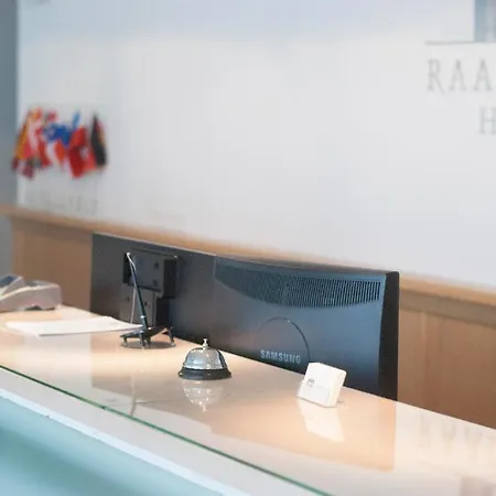 ホテル Raadimoisa