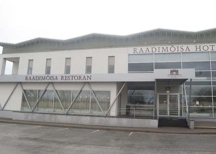 Raadimoisa Hotel